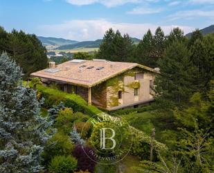 Vista exterior de Casa o xalet en venda en  Pamplona / Iruña amb Aire condicionat, Calefacció i Jardí privat