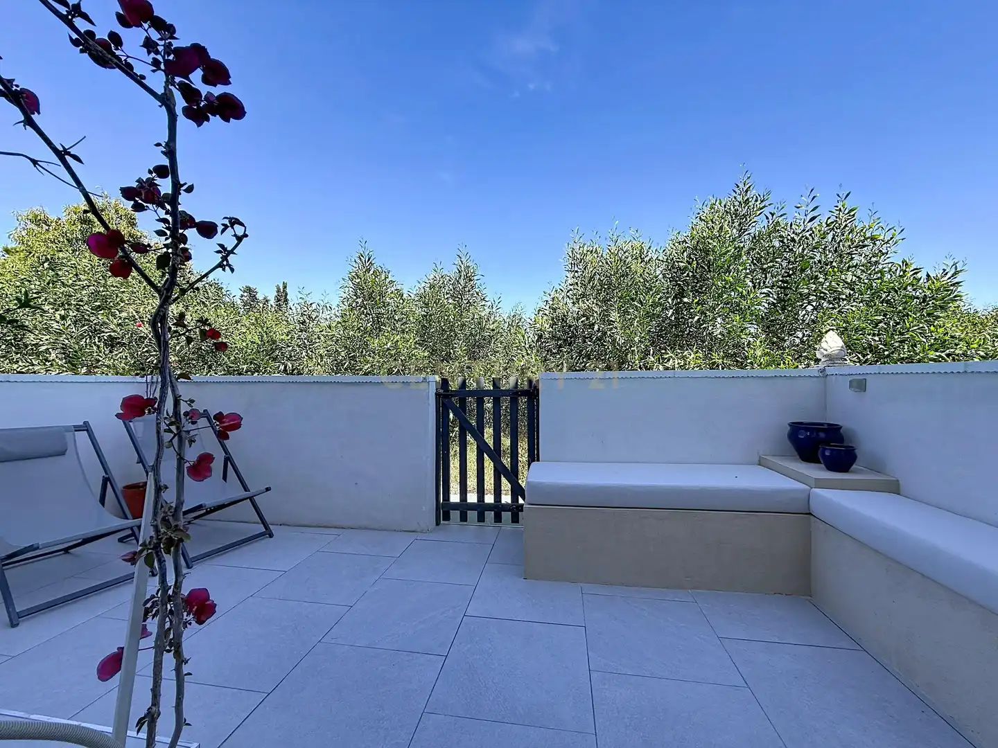 Terrasse von Erdgeschoss zum Verkauf in Torrevieja mit Klimaanlage und Gemeinschaftspool