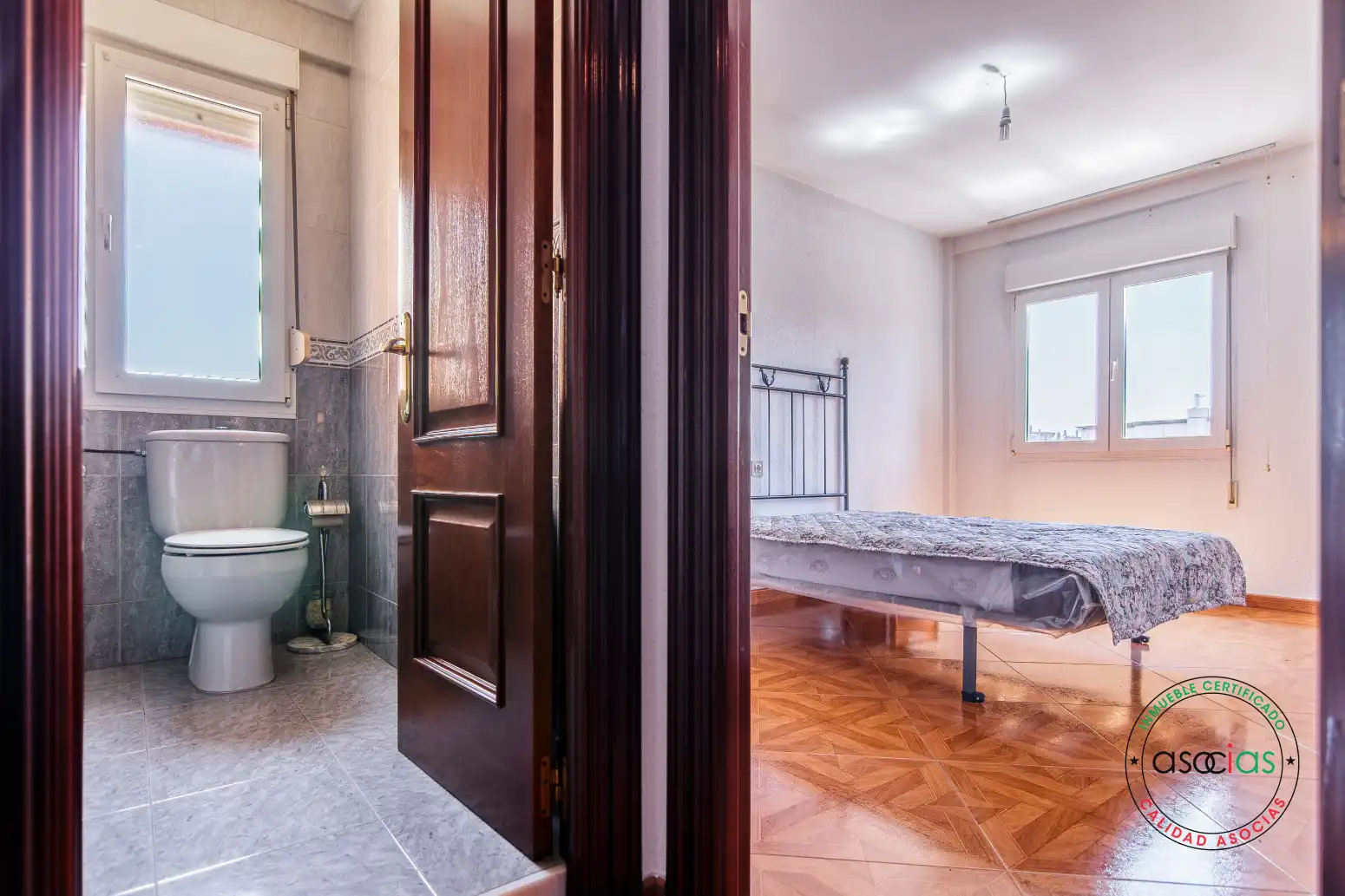 Habitación de Piso en venta en Gijón  con Calefacción y Jardín privado