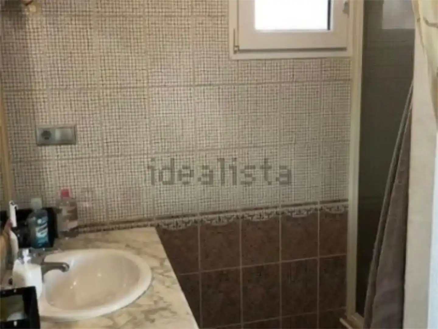 Baño de Piso en venta en Elche / Elx con Aire acondicionado, Piscina y Balcón