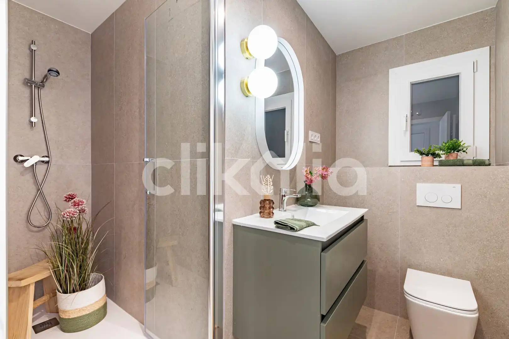 Baño de Piso en venta en Barcelona con Aire acondicionado, Calefacción y Terraza