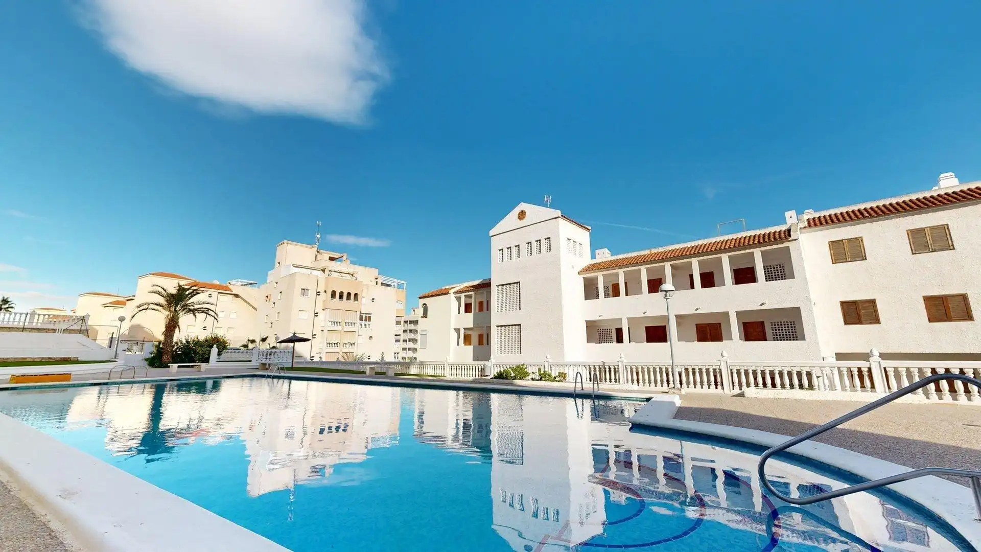 Appartement compact avec piscine à louer à Calle Islas Baleares 46, imagen 35