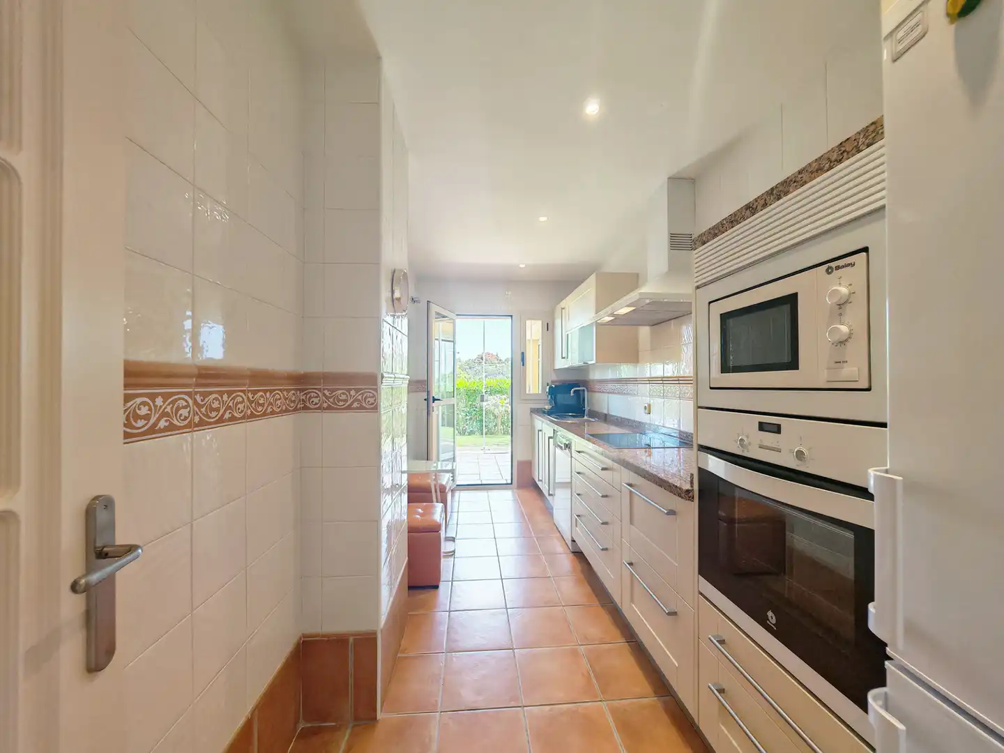 Cocina de Apartamento en venta en Ojén con Aire acondicionado, Terraza y Trastero
