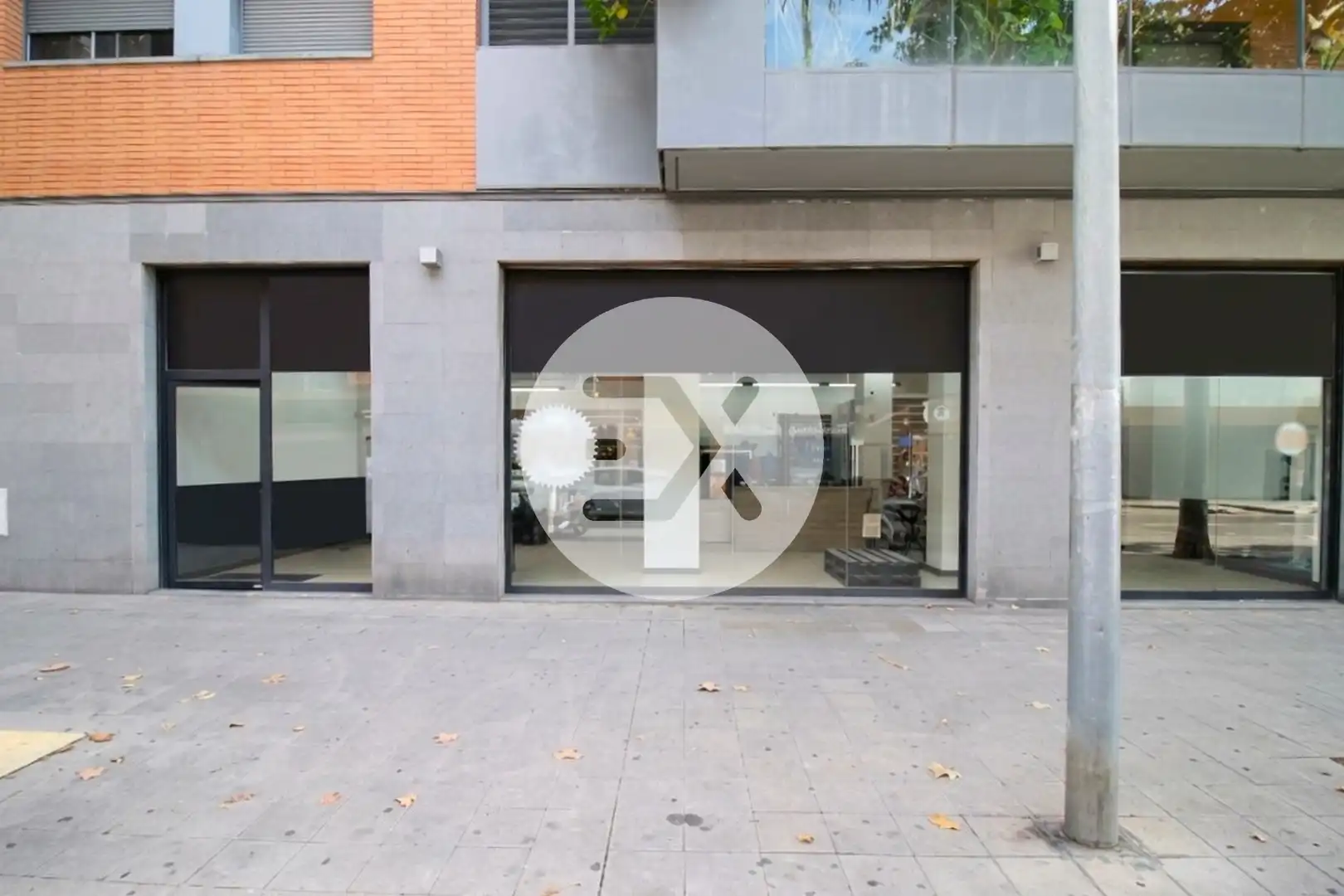 Local comercial en venda a Ronda de Ramón Otero Pedrayo