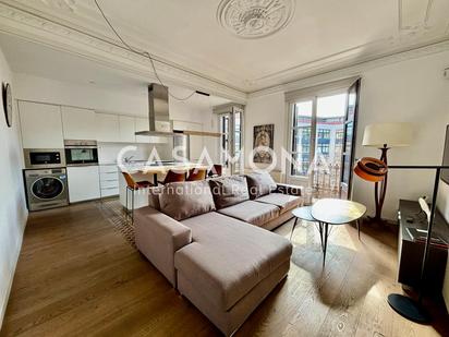 Living room of Apartment to rent in  Barcelona Capital  with Air Conditioner, Heating and Furnished