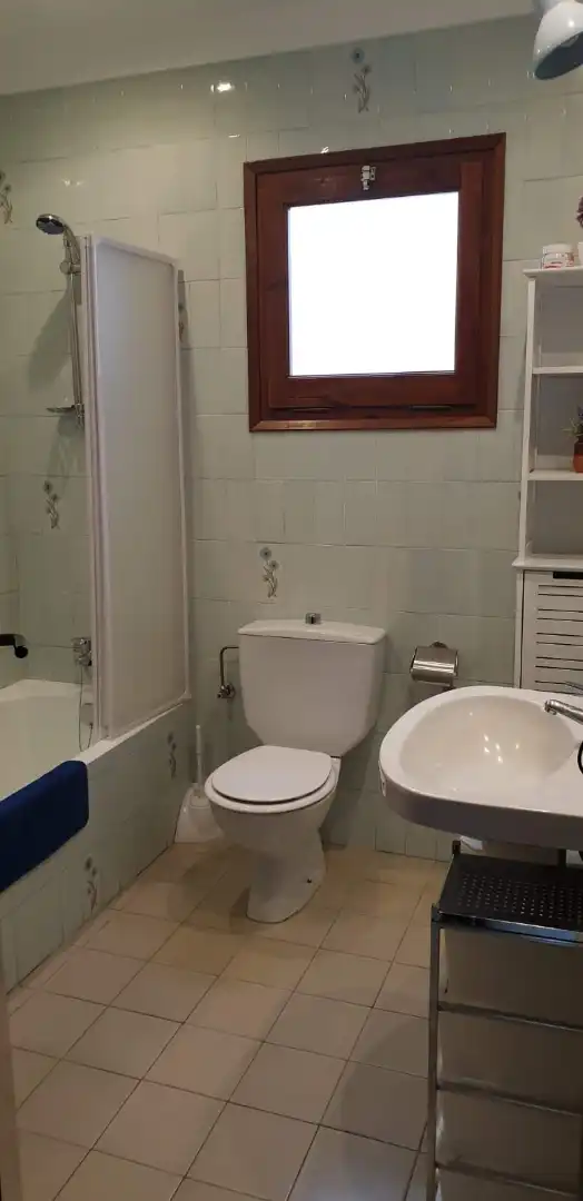 Bathroom of Houses for sale in Cantallops  with Heating, Private garden and Furnished