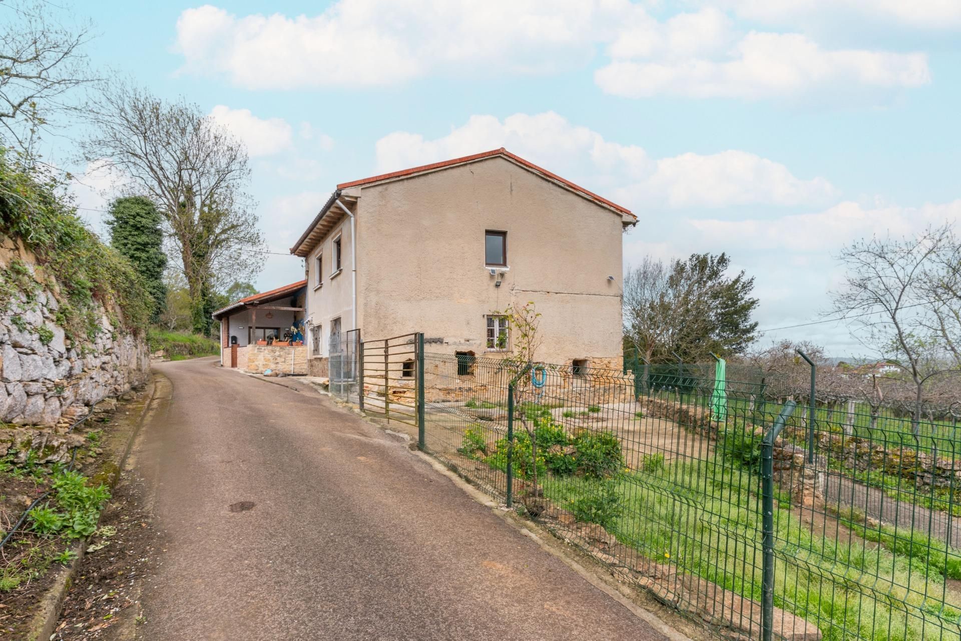 Exterior view of House or chalet for sale in Siero  with Private garden and Terrace