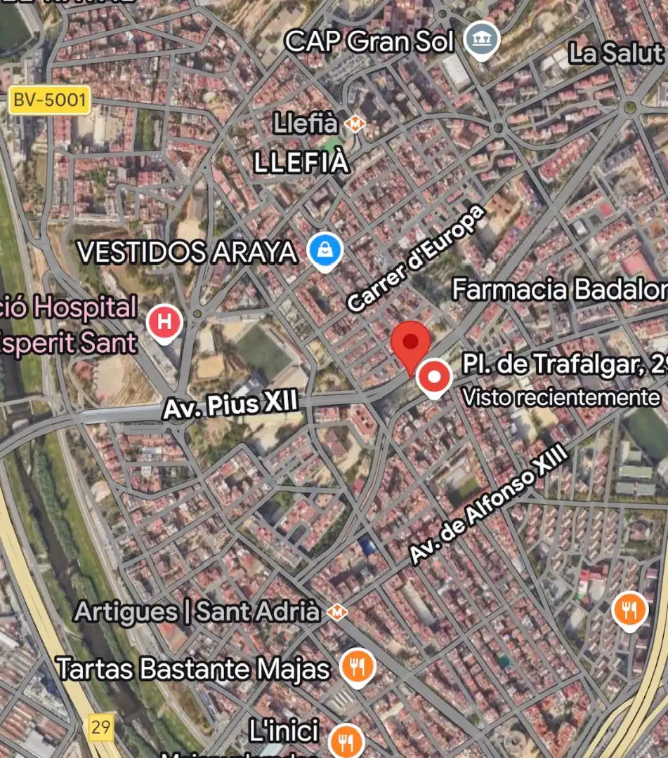 Außenansicht von Dachboden zum Verkauf in Badalona mit Klimaanlage, Heizung und Terrasse