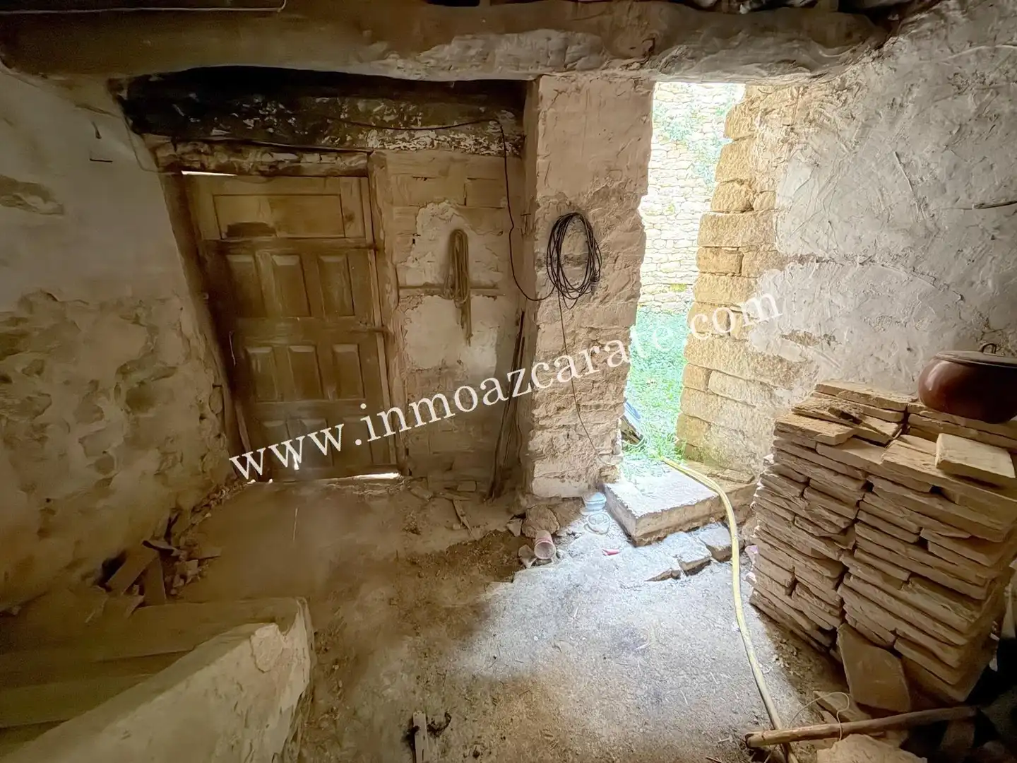 Houses for sale in Guesálaz / Gesalatz  with Storage room and Balcony