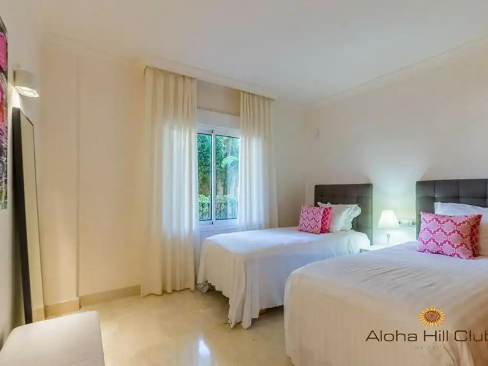 Appartement compact avec piscine à vendre à Nueva Andalucía, imagen 10