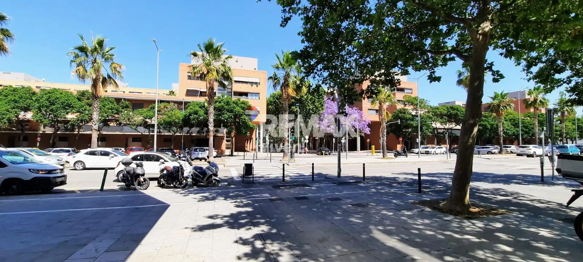 Vista exterior de Pis en venda en Viladecans amb Parquet