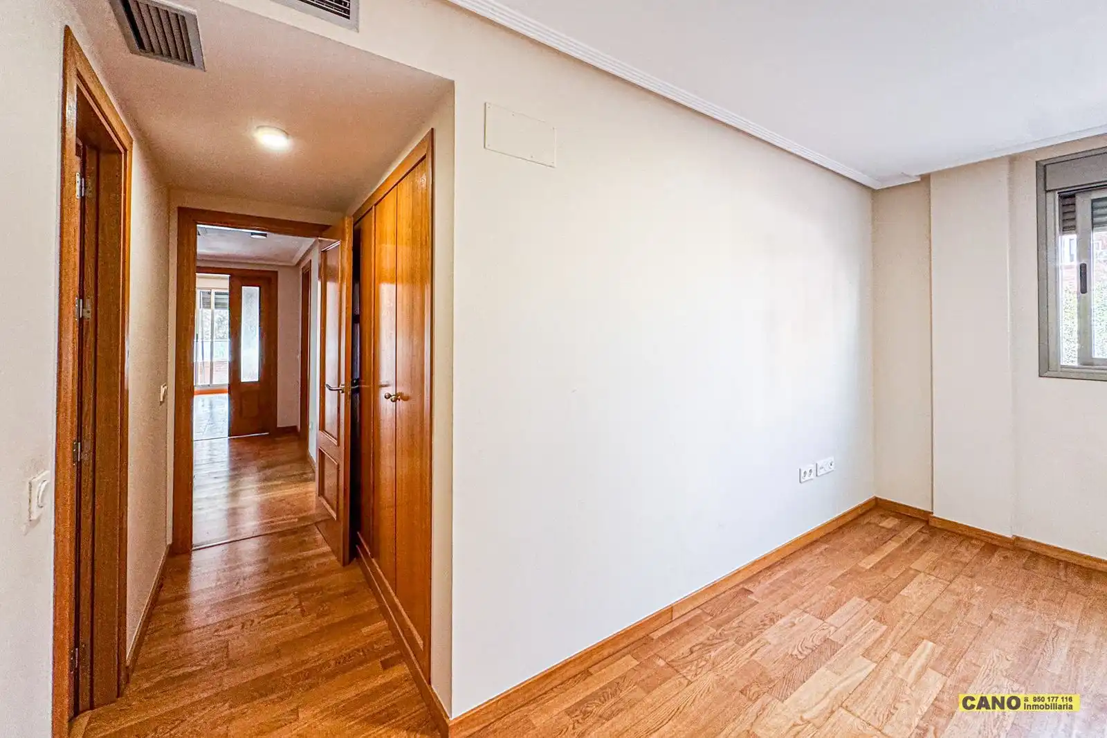 Flat for sale in Almería  with Air Conditioner, Heating and Terrace