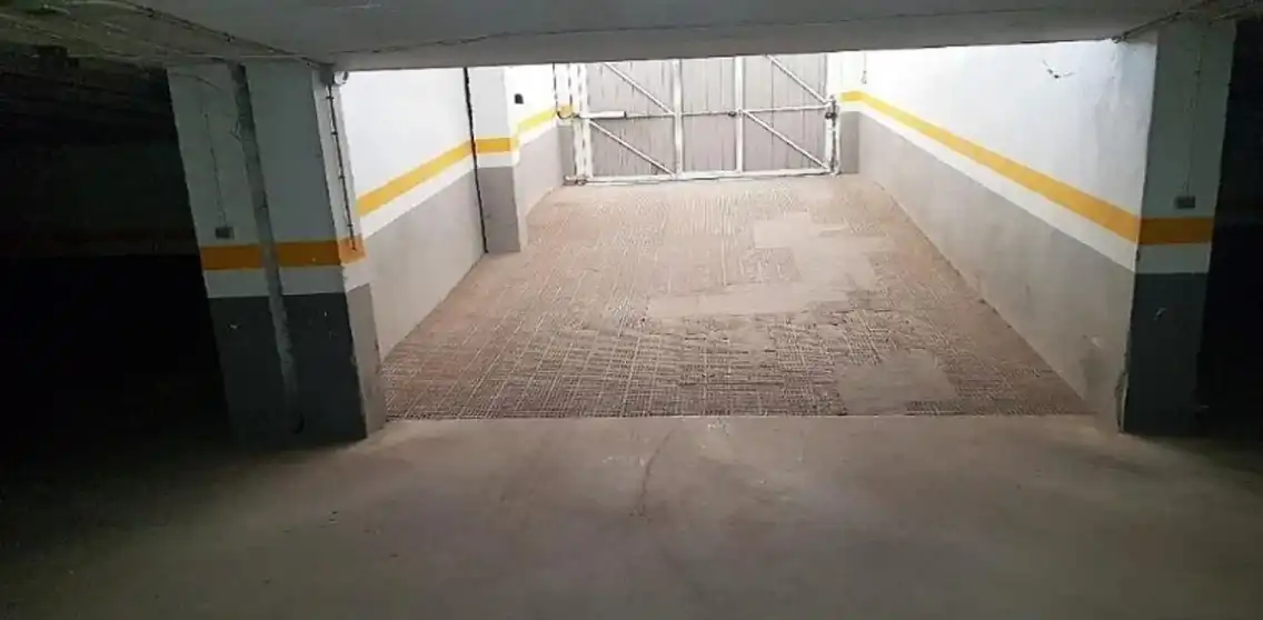 Garage for sale in Quintanar del Rey