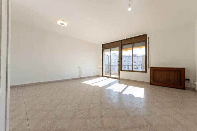 Piso en Venta en Carrer de Mallorca, 7 en Nou Eixample Sud