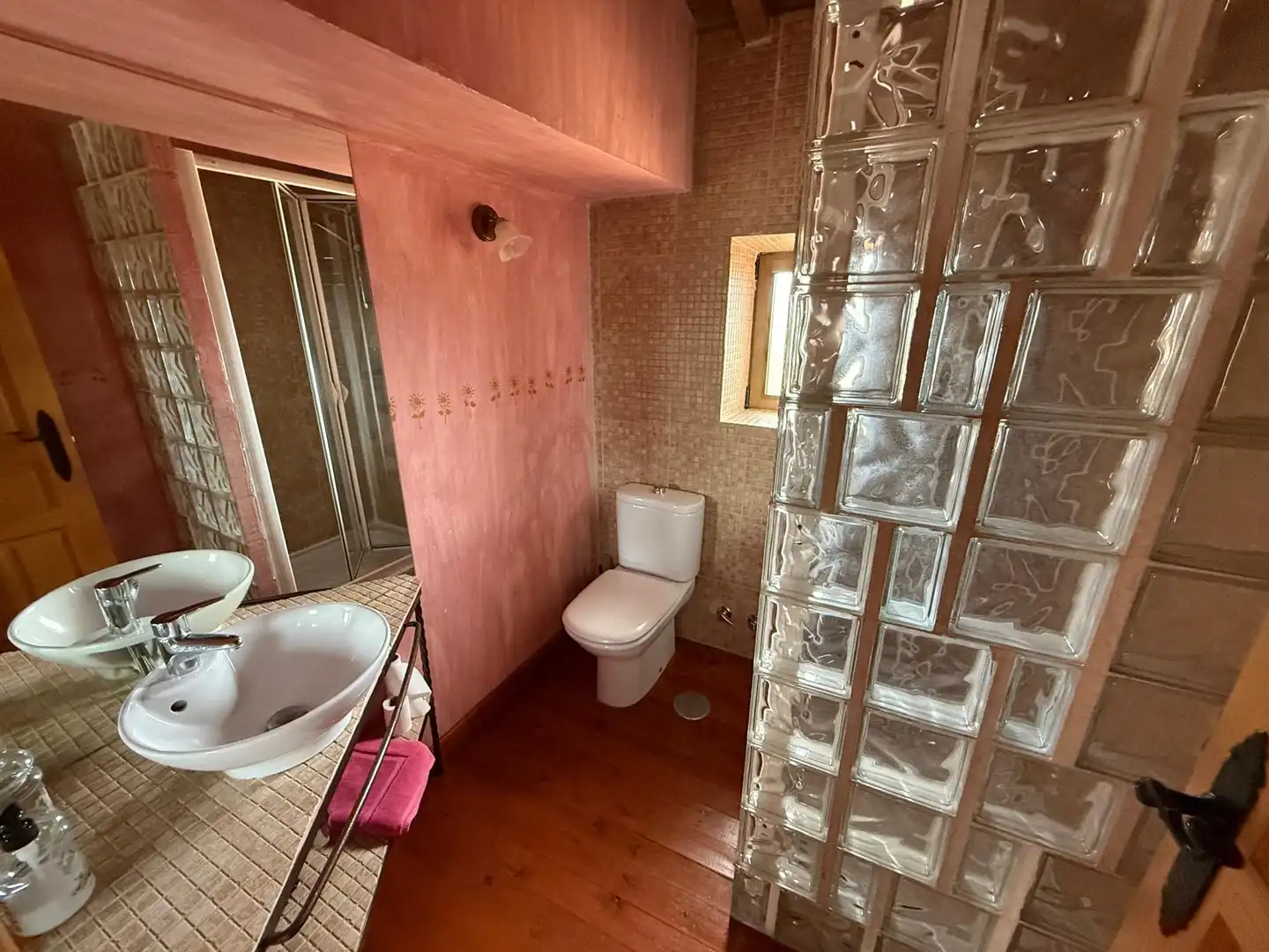 Baño de Casa adosada en venta en La Torre con Calefacción, Jardín privado y Terraza