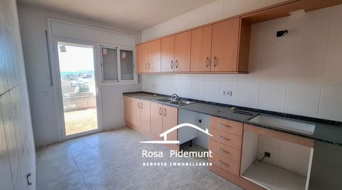 Casa apareada de nueva construcción!!!