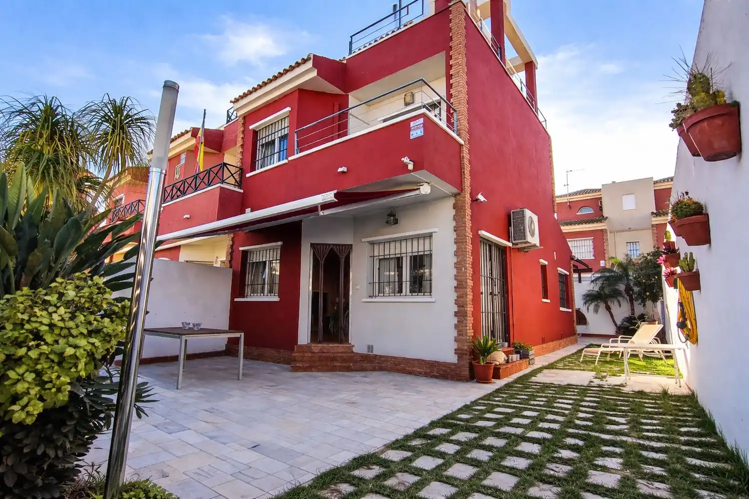 Casa pareada con terraza en venta en El Mojón