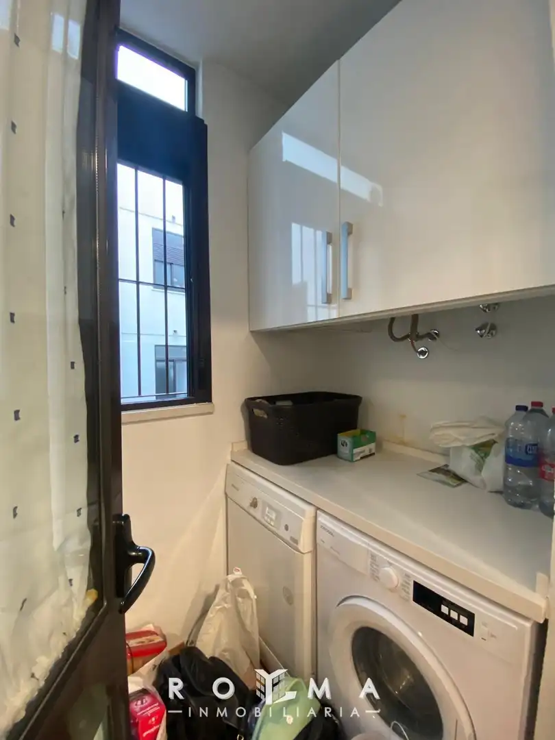 Cocina de Piso de alquiler en Montequinto con Aire acondicionado, Calefacción y Jardín privado