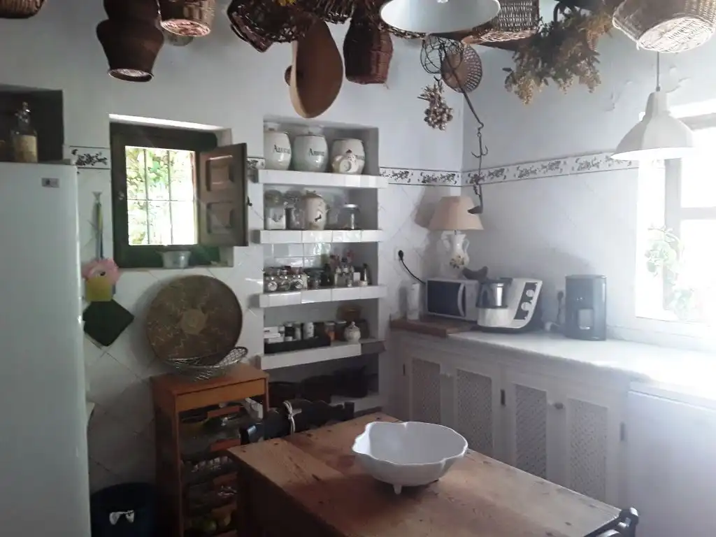 Cocina de Finca rústica en venta en Trujillo con Aire acondicionado, Calefacción y Jardín privado