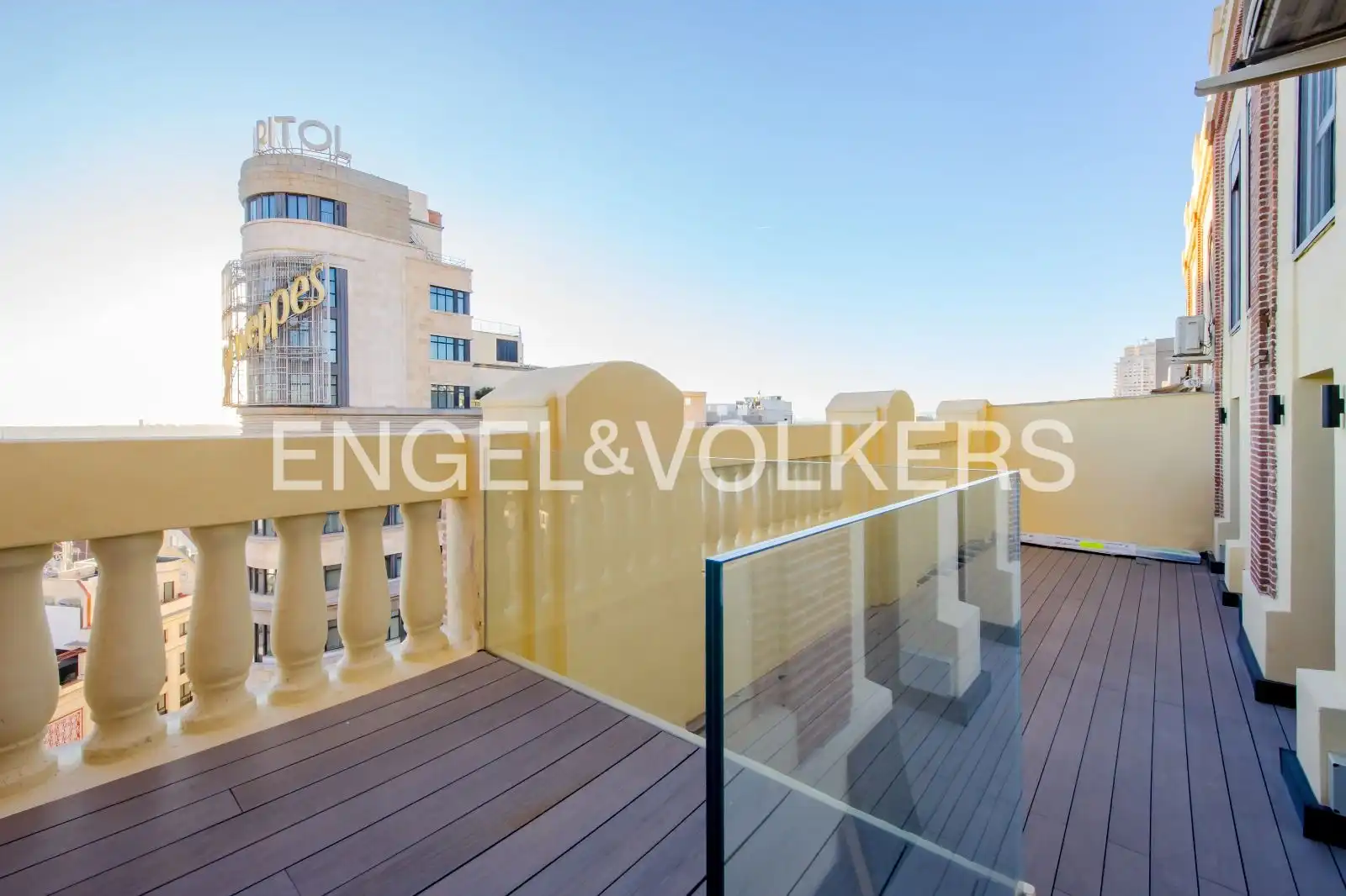 Terrace of Flat for rent in Centro