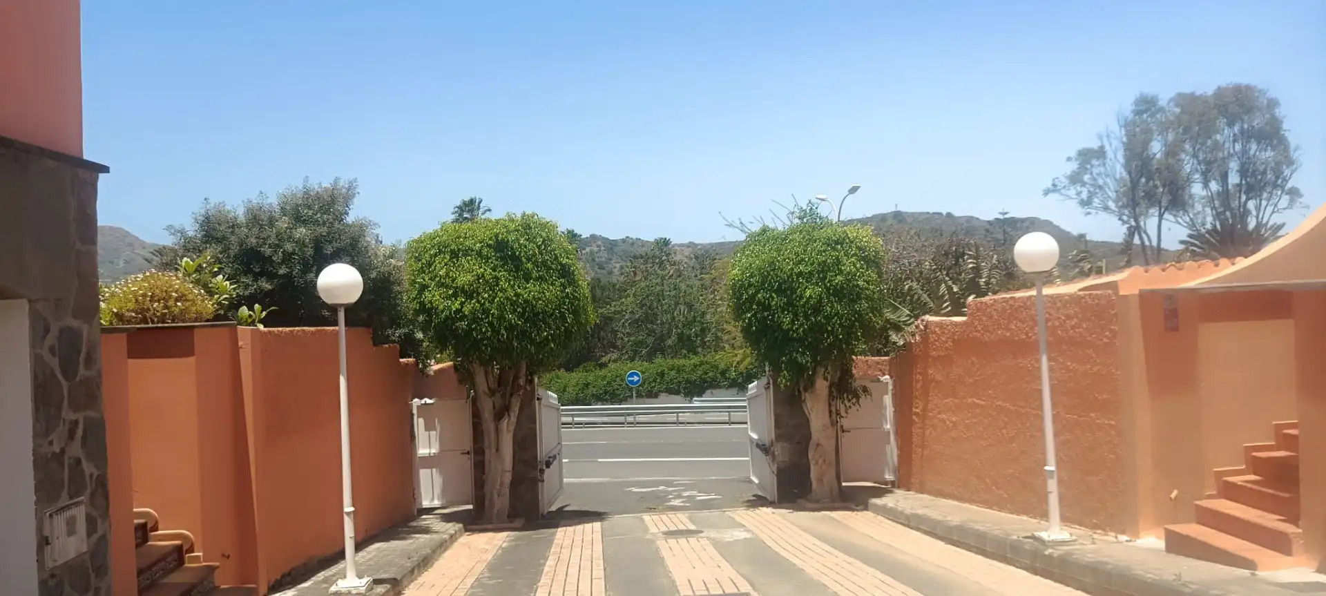 Vista exterior de Casa o chalet de alquiler en Las Palmas de Gran Canaria con Jardín privado, Terraza y Trastero