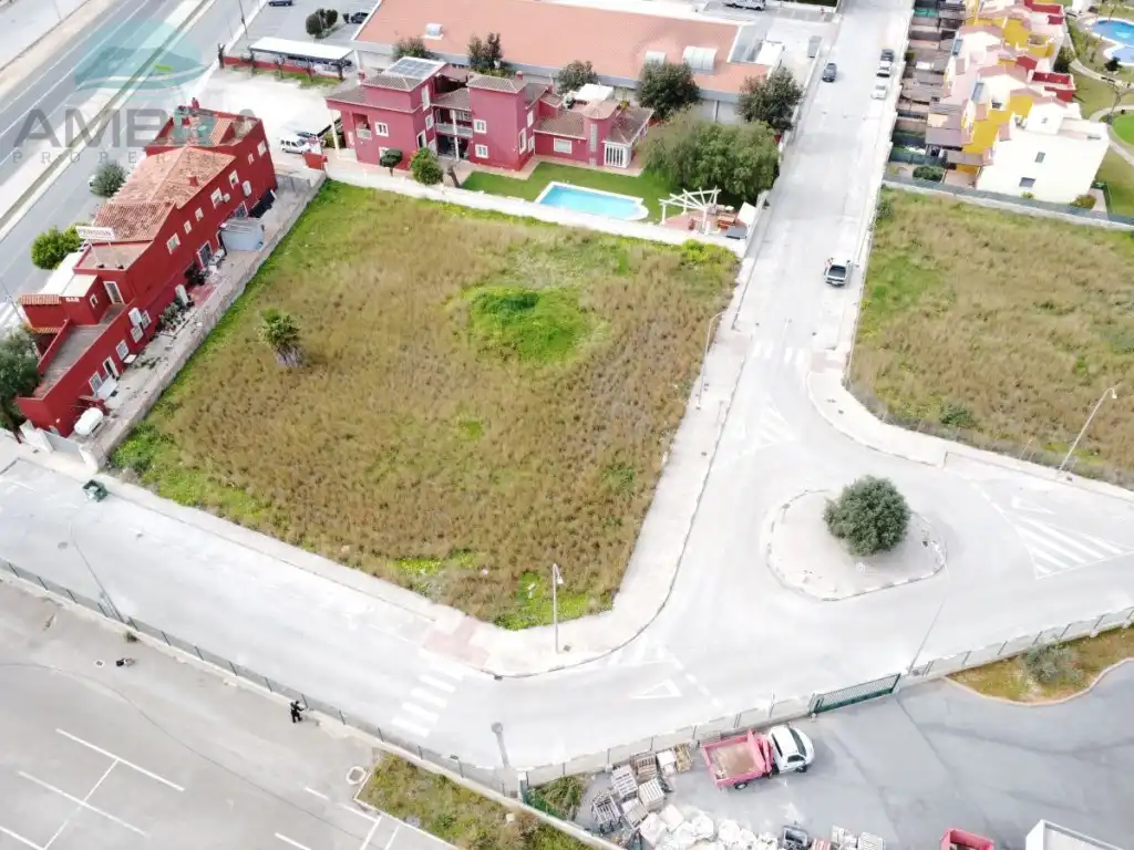 Terreno residencial en venta en Calle Suecia