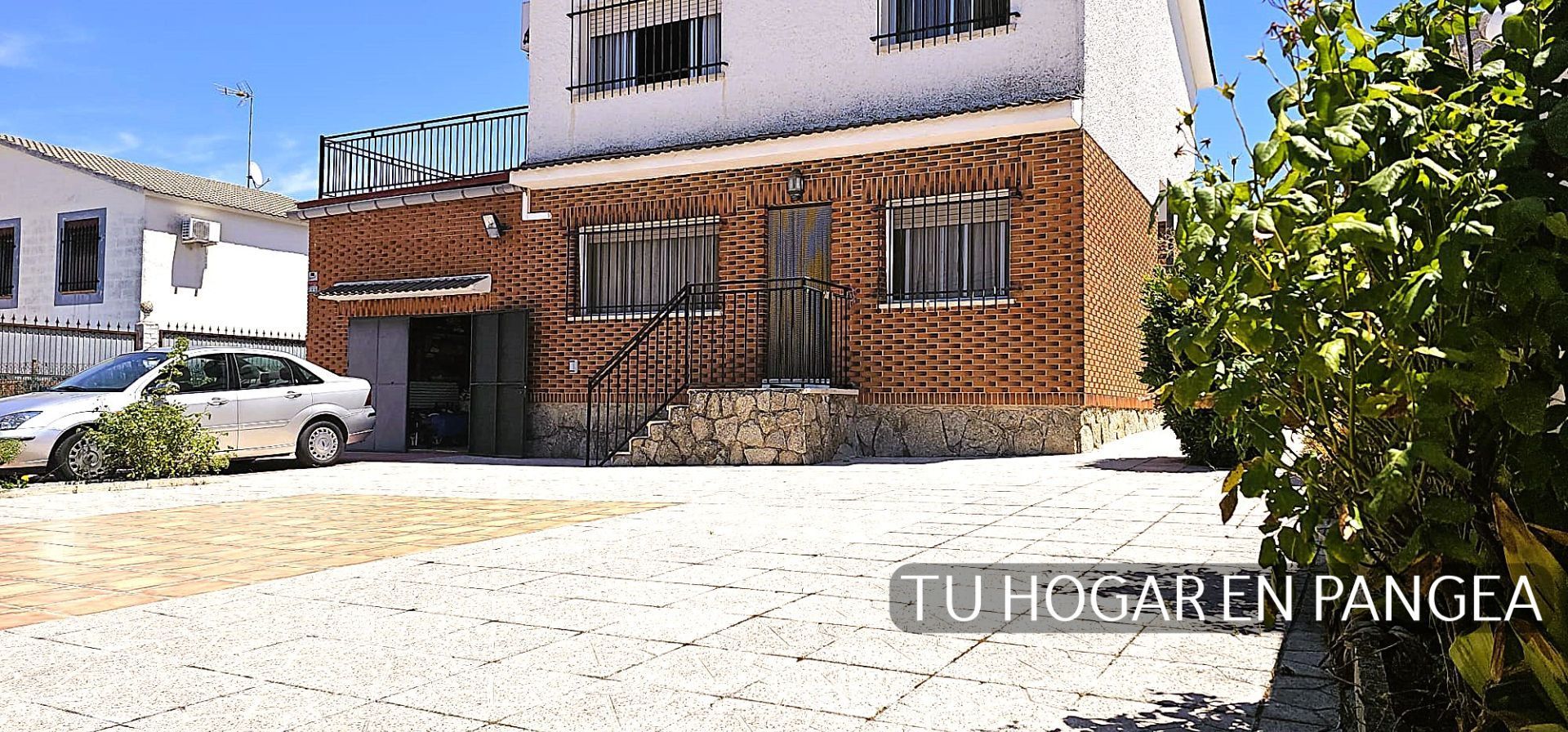 Vista exterior de Casa o xalet en venda en El Álamo amb Aire condicionat, Calefacció i Terrassa