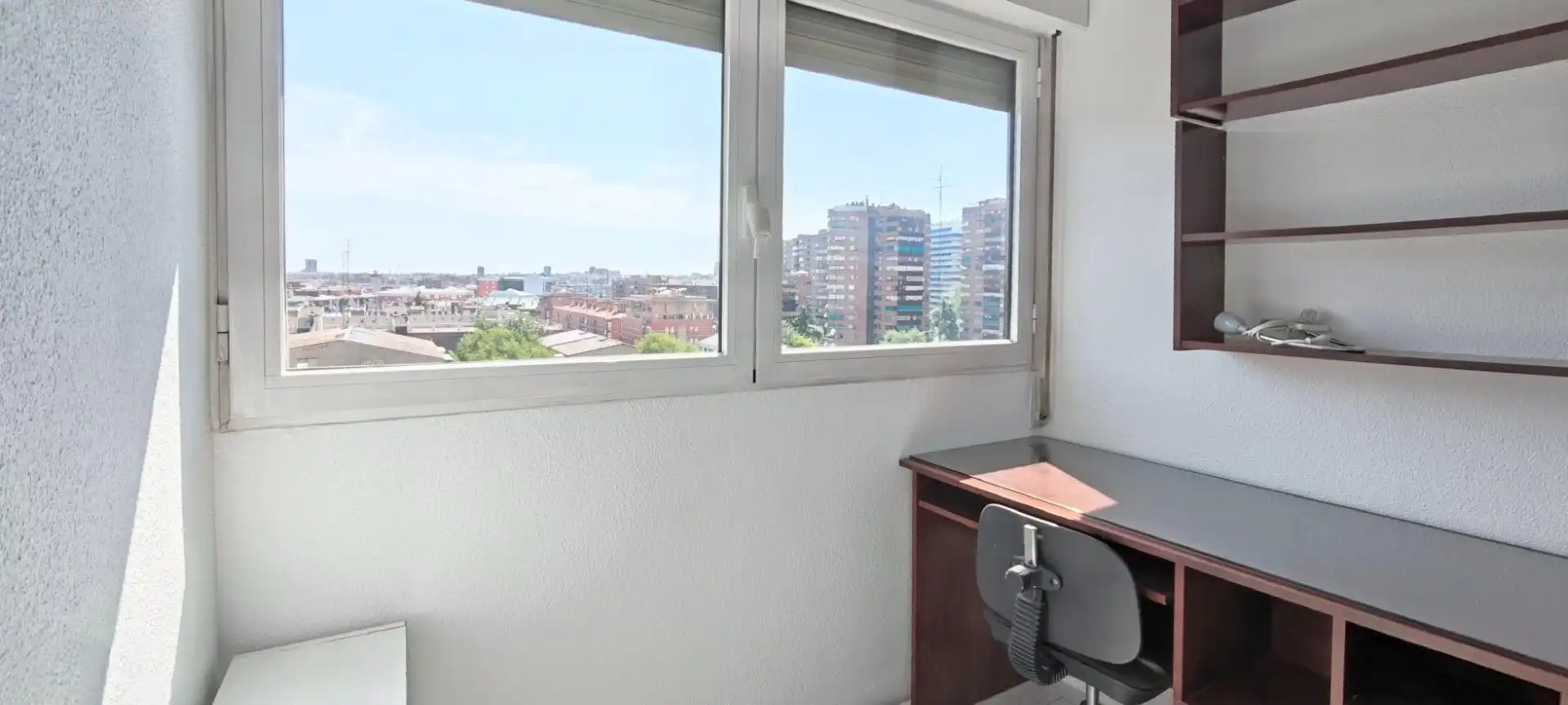 Bedroom of Flat for rent in Madrid  with Air Conditioner, Heating and Furnished