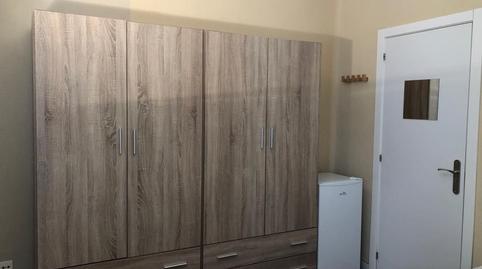 Photo 2 of Flat for share in Calle del Arroyo del Olivar, 43, Palomeras Bajas,  Madrid Capital