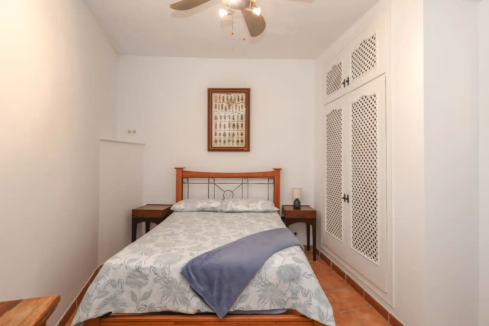 Habitación de Casa adosada en venta en Tolox con Terraza y Amueblado