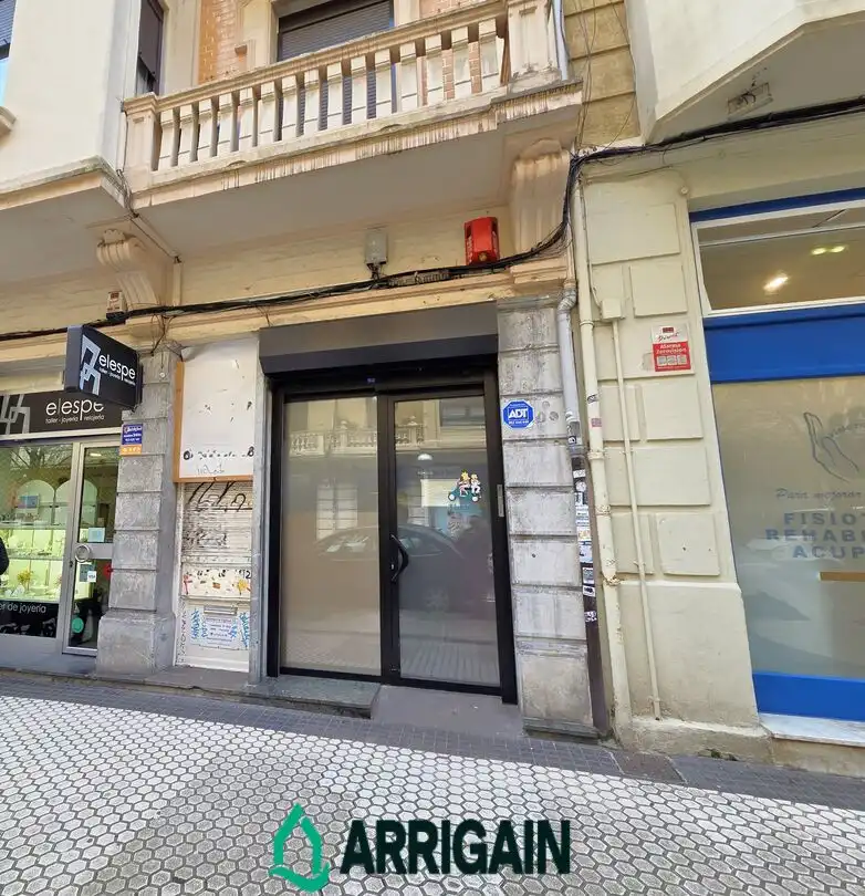 Local comercial en venda a Usandizaga Kalea 14