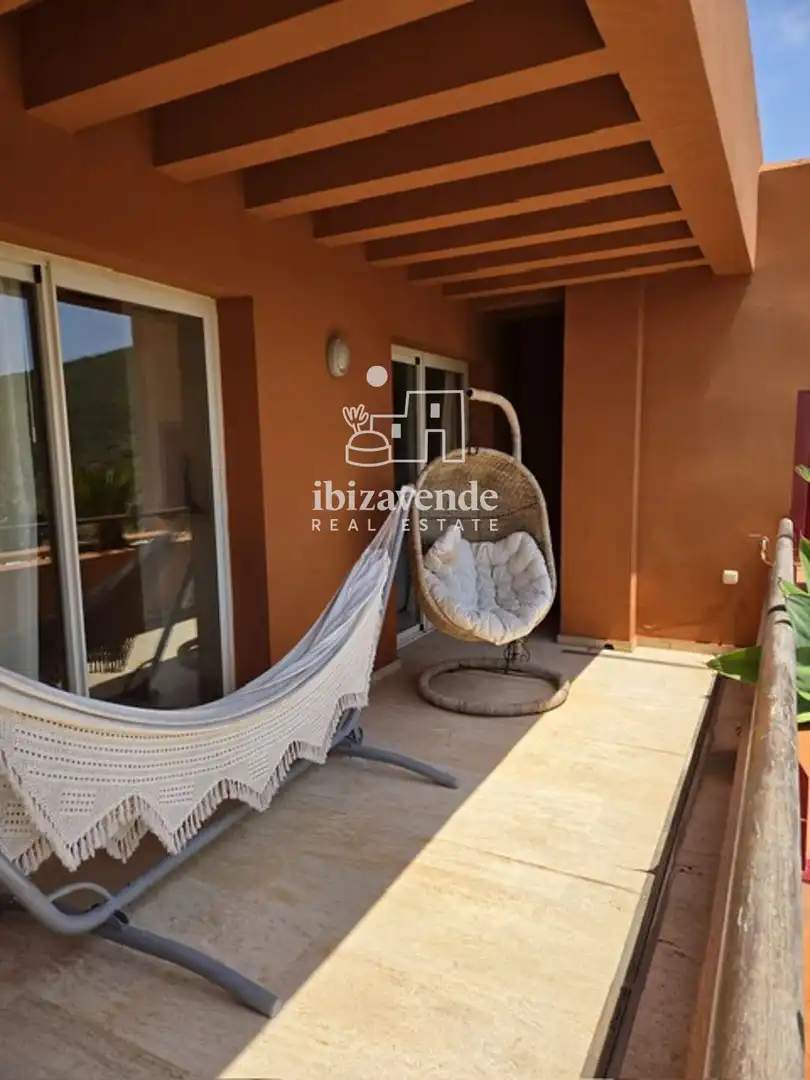 Jardín de Dúplex en venta en Santa Eulària des Riu con Aire acondicionado, Terraza y Trastero