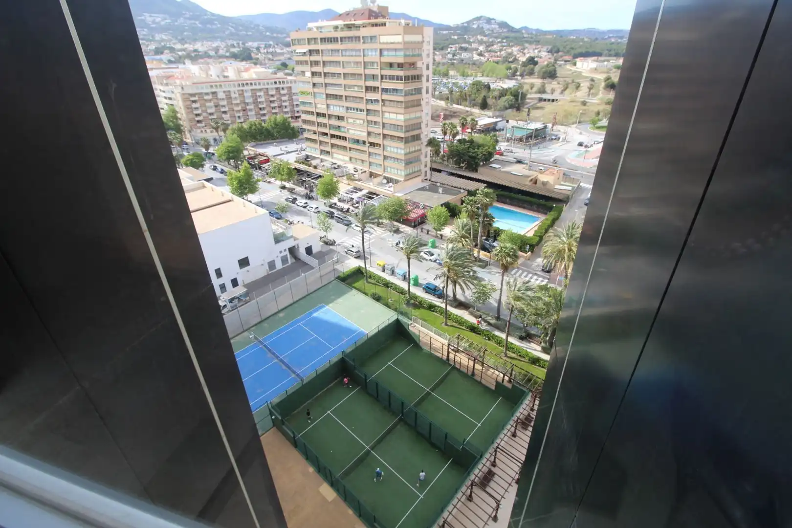 Außenansicht von Wohnungen zum Verkauf in Calpe / Calp mit Terrasse, Abstellraum und Gemeinschaftspool
