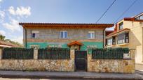 Vista exterior de Casa o xalet en venda en Gijón  amb Calefacció