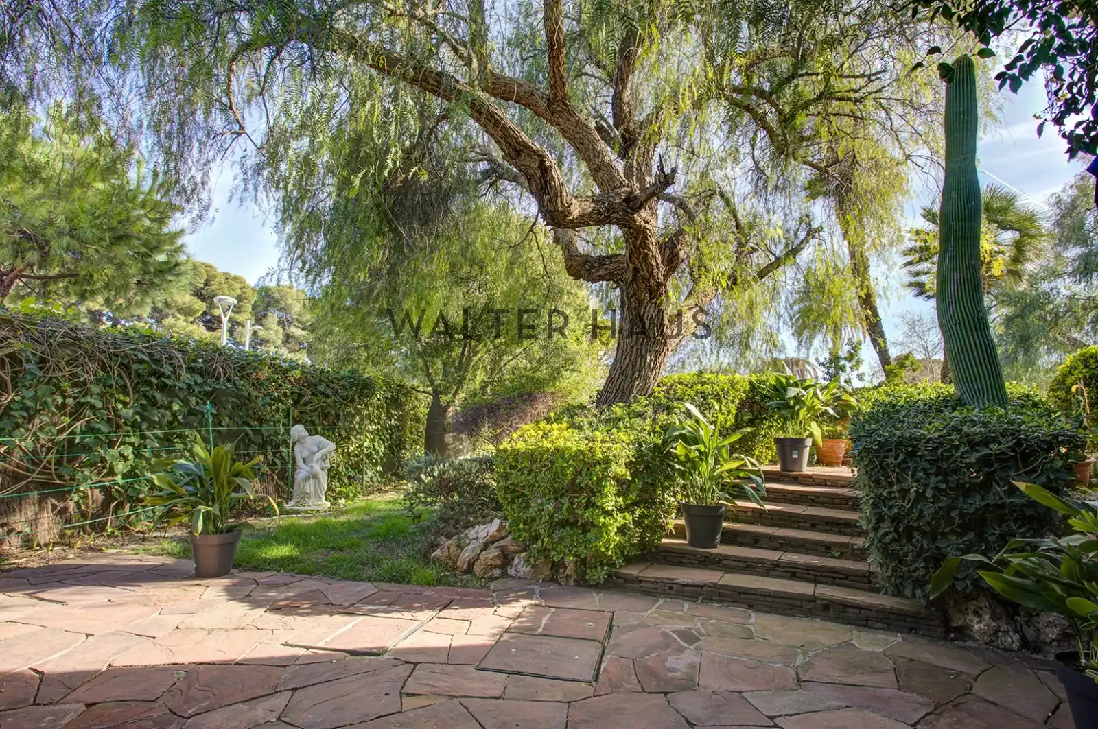 Garten von Haus oder Chalet zum Verkauf in Sitges mit Klimaanlage, Heizung und Privatgarten