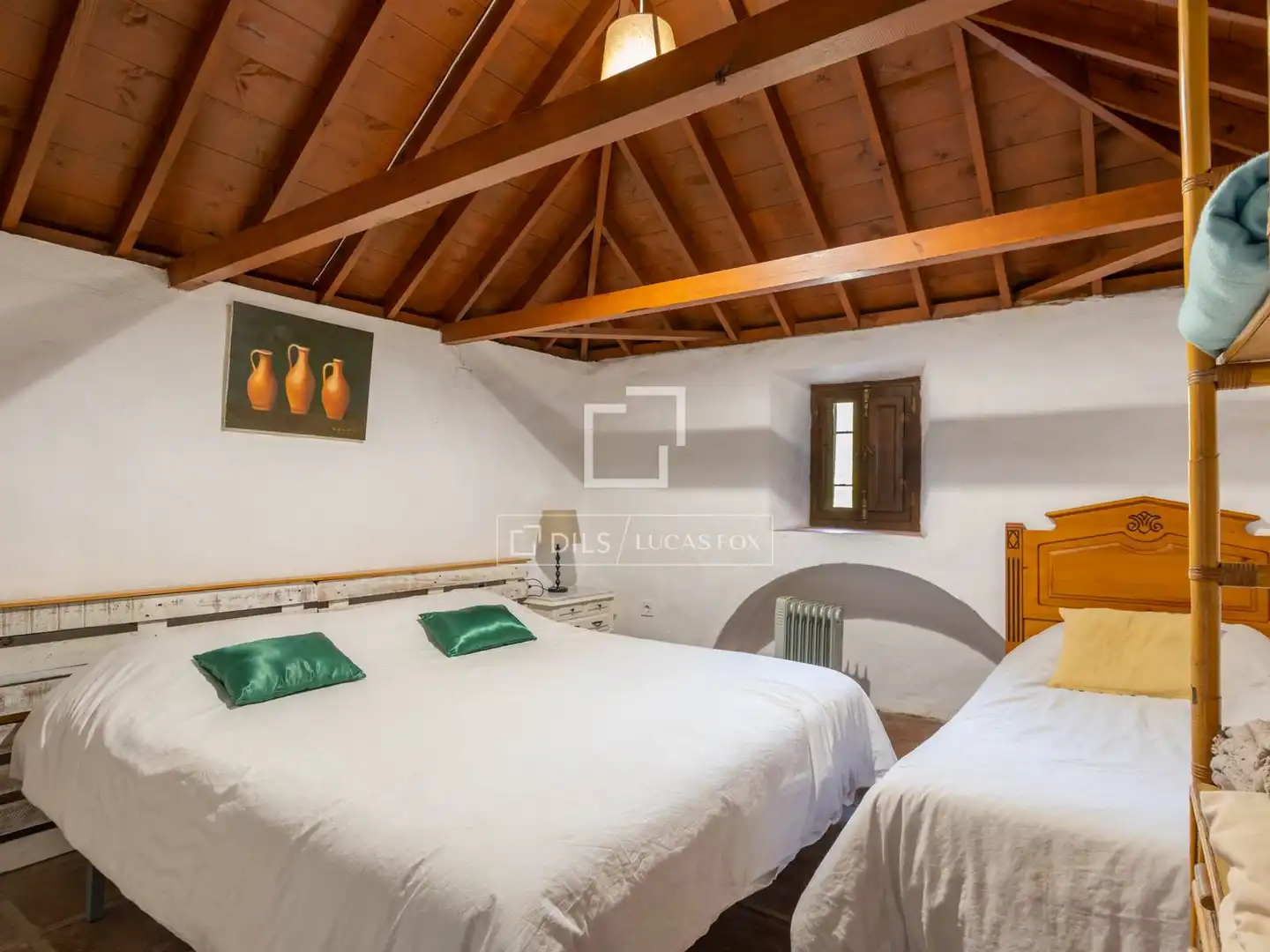 Dormitori de Finca rústica en venda en Málaga amb Jardí privat, Terrassa i Piscina