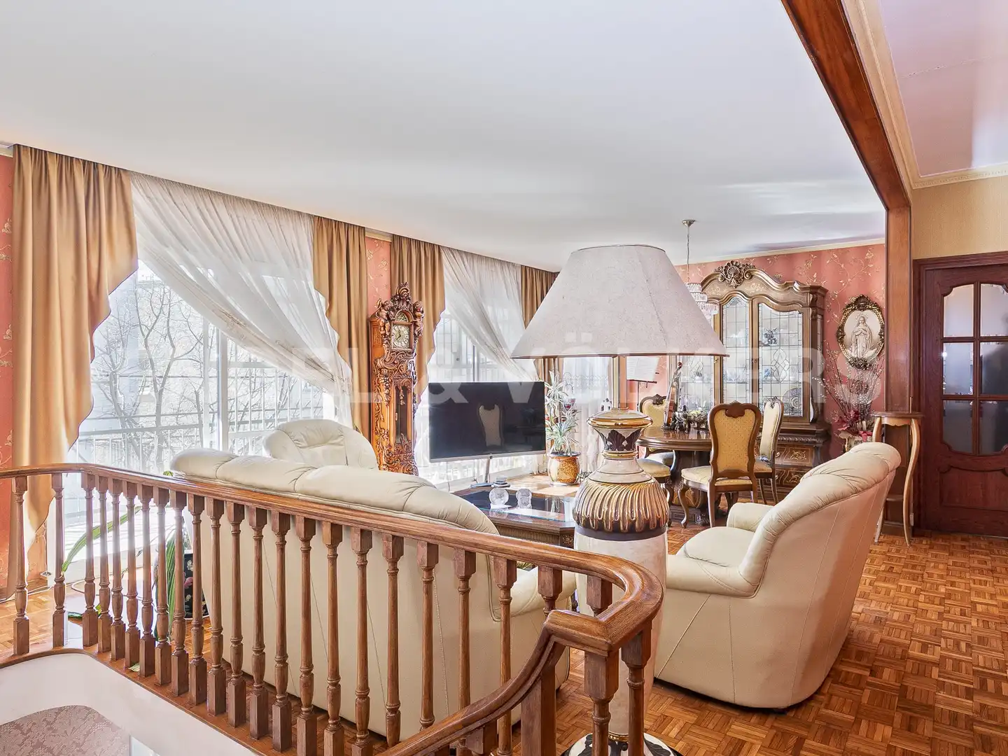 Sala de estar de Casa o chalet en venta en Sant Just Desvern con Aire acondicionado, Calefacción y Parquet