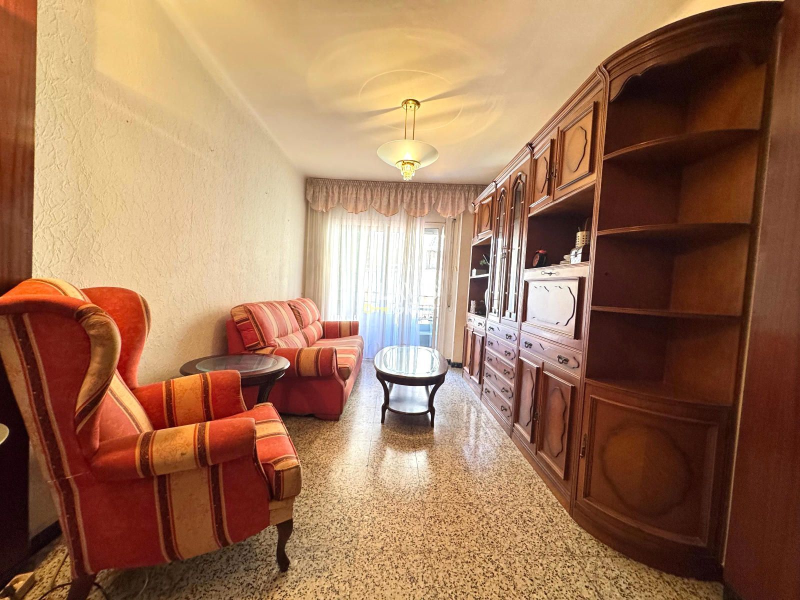 Living room of Flat for sale in  Barcelona Capital  with Terrace, Furnished and Oven