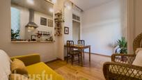 Living room of Flat for sale in  Barcelona Capital  with Air Conditioner, Heating and Parquet flooring