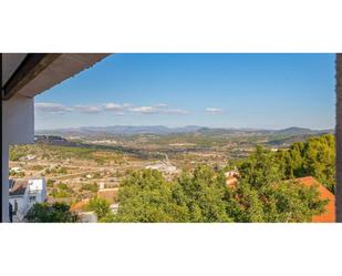 Vista exterior de Casa adosada en venda en Gilet amb Jardí privat, Terrassa i Piscina