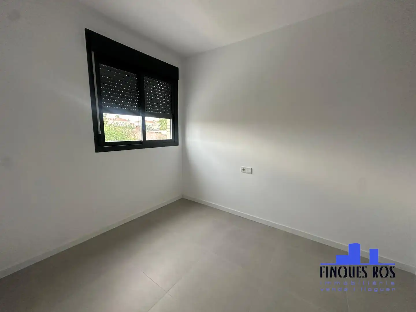 Casa adosada en venta en Vinaròs con Aire acondicionado, Jardín privado y Terraza
