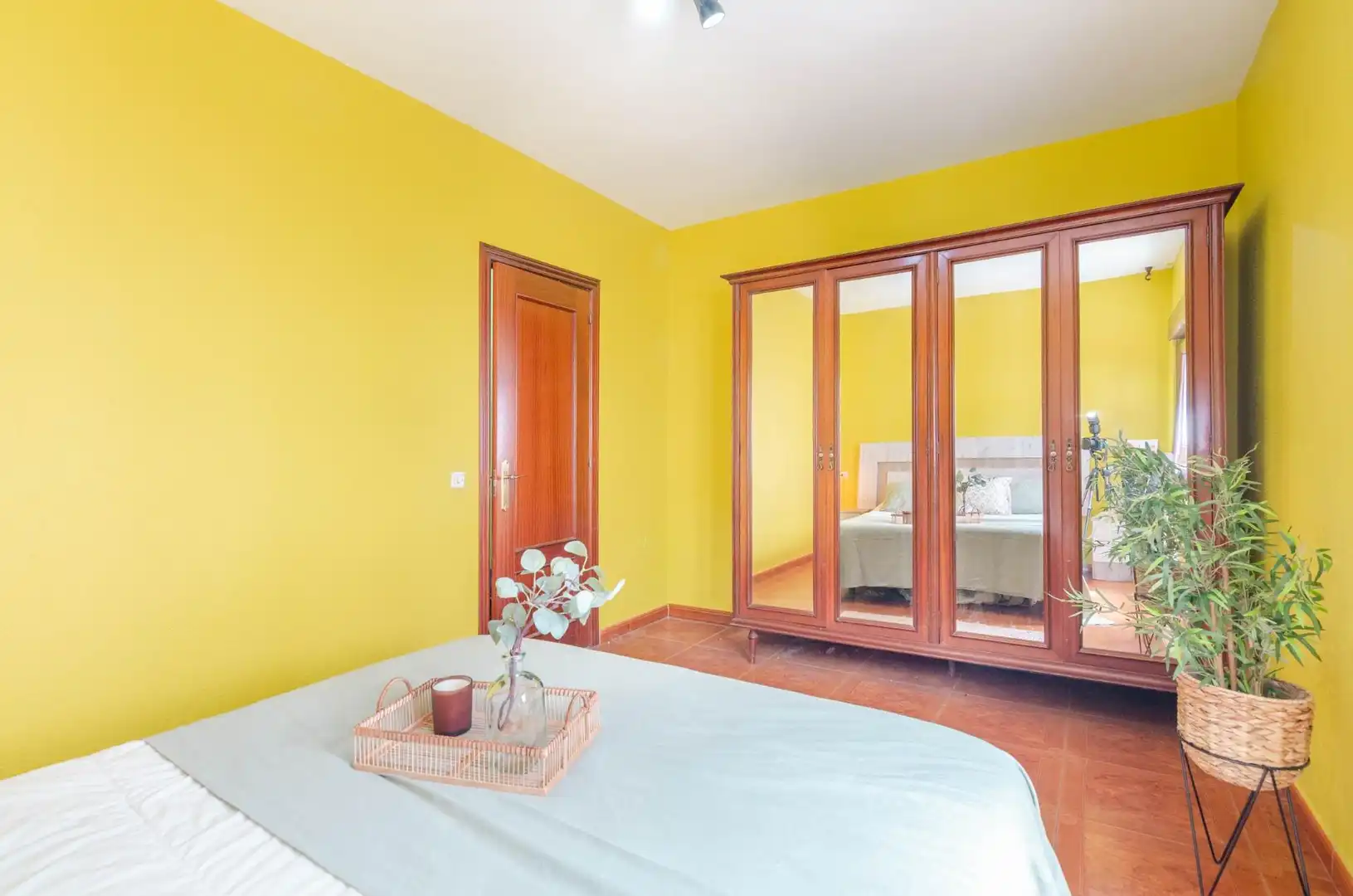 Habitación de Piso en venta en Oviedo  con Calefacción y Trastero