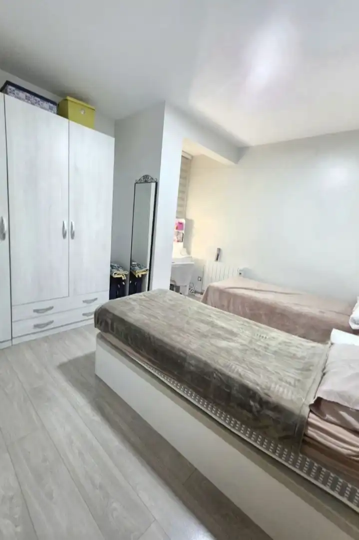 Schlafzimmer von Erdgeschoss zum Verkauf in Mollet del Vallès mit Klimaanlage, Heizung und Parkett