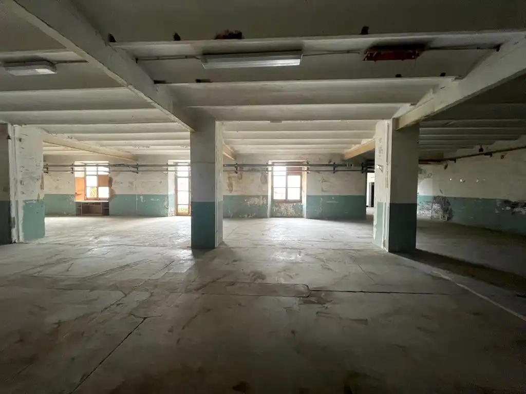 Nau industrial de lloguer en Gelida