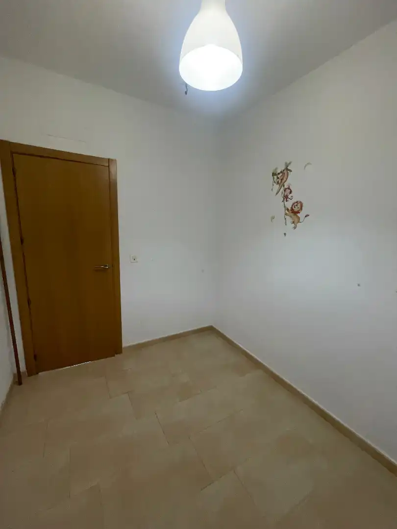 Adossat amb terrassa en venda a Calle Fuente de Cantos, imagen 16