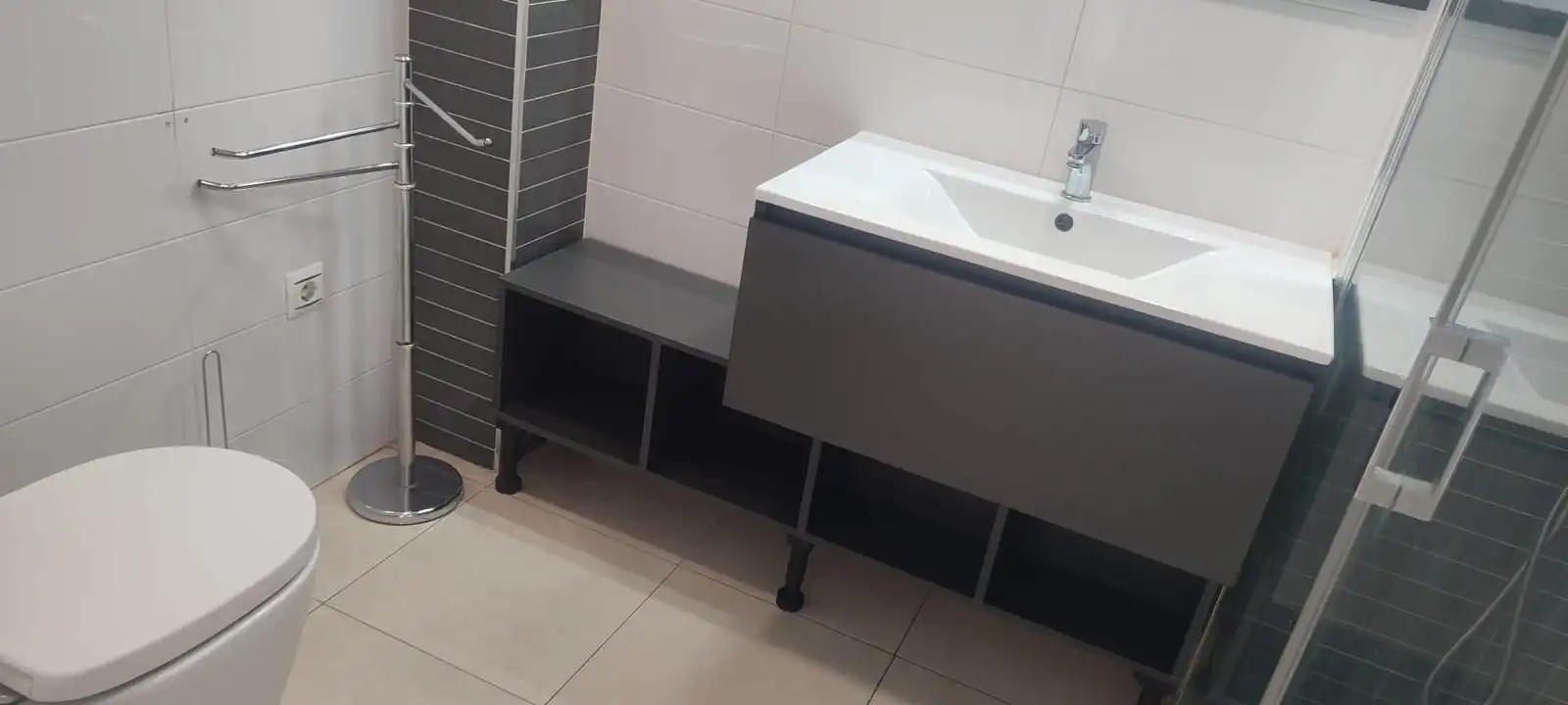 Bany de Apartament en venda en Orihuela amb Aire condicionat, Calefacció i Jardí privat