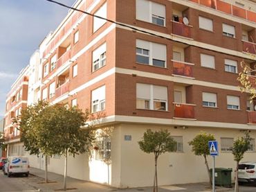 Pis amb balcó en venda a Calle Cervera del Maestrat 23
