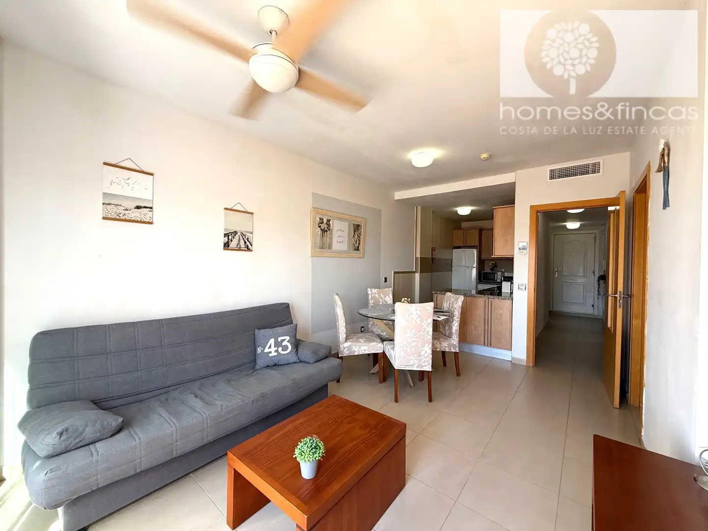 Vista exterior de Ático en venta en Ayamonte con Aire acondicionado, Amueblado y Piscina comunitaria