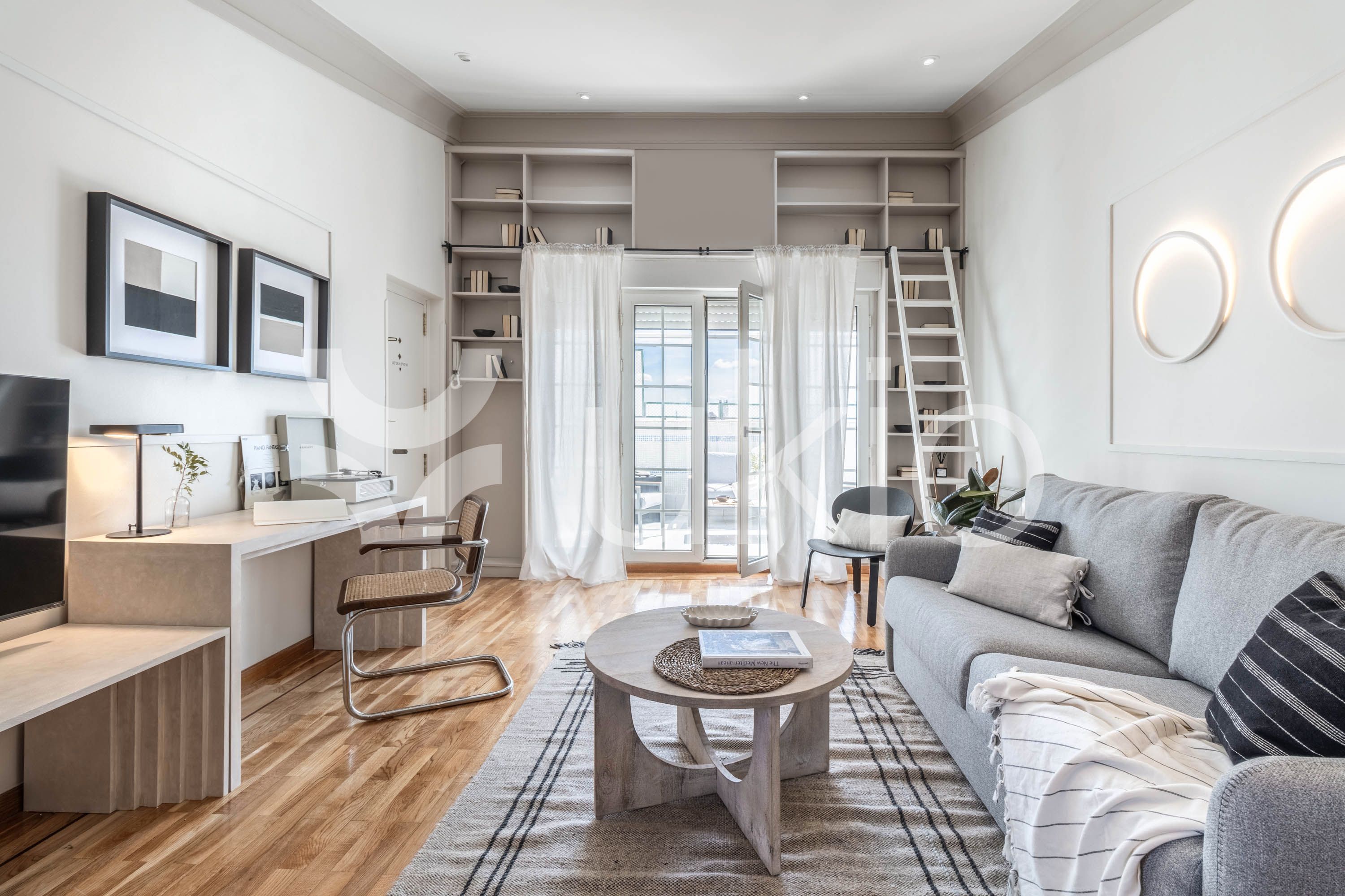 Living room of Attic to rent in  Madrid Capital  with Air Conditioner, Heating and Terrace