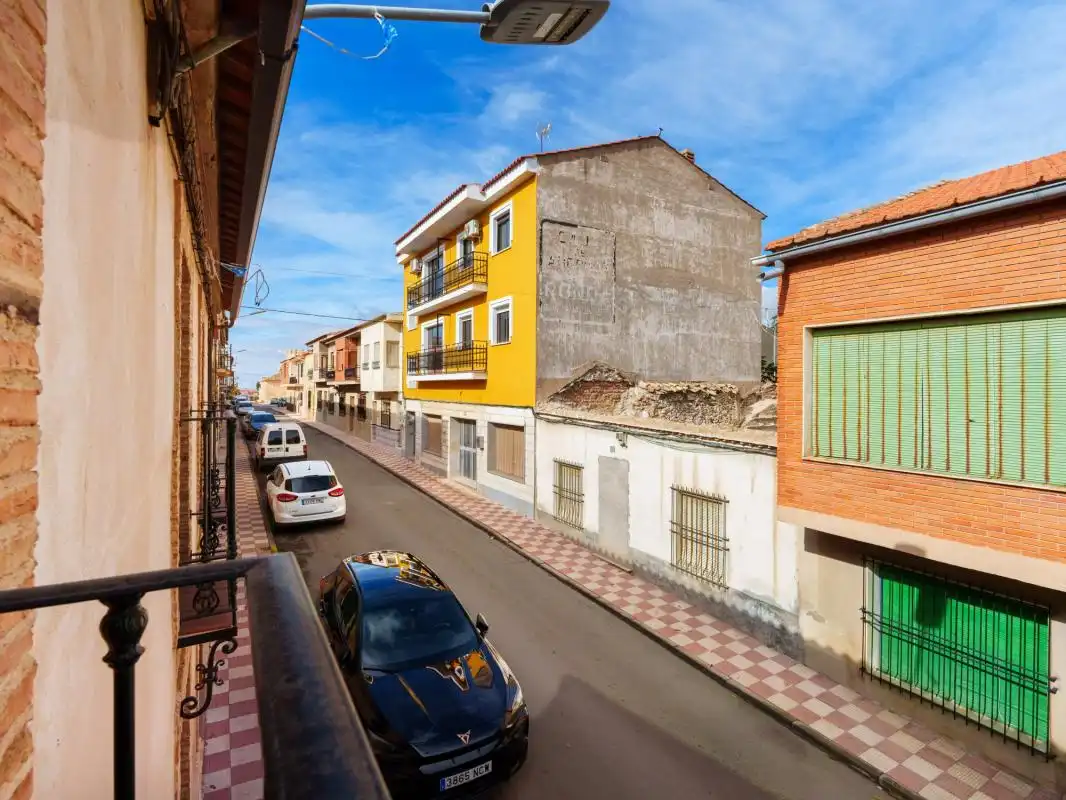 Casa o chalet en venta en C. Ramón y Cajal, Arenas de San Juan